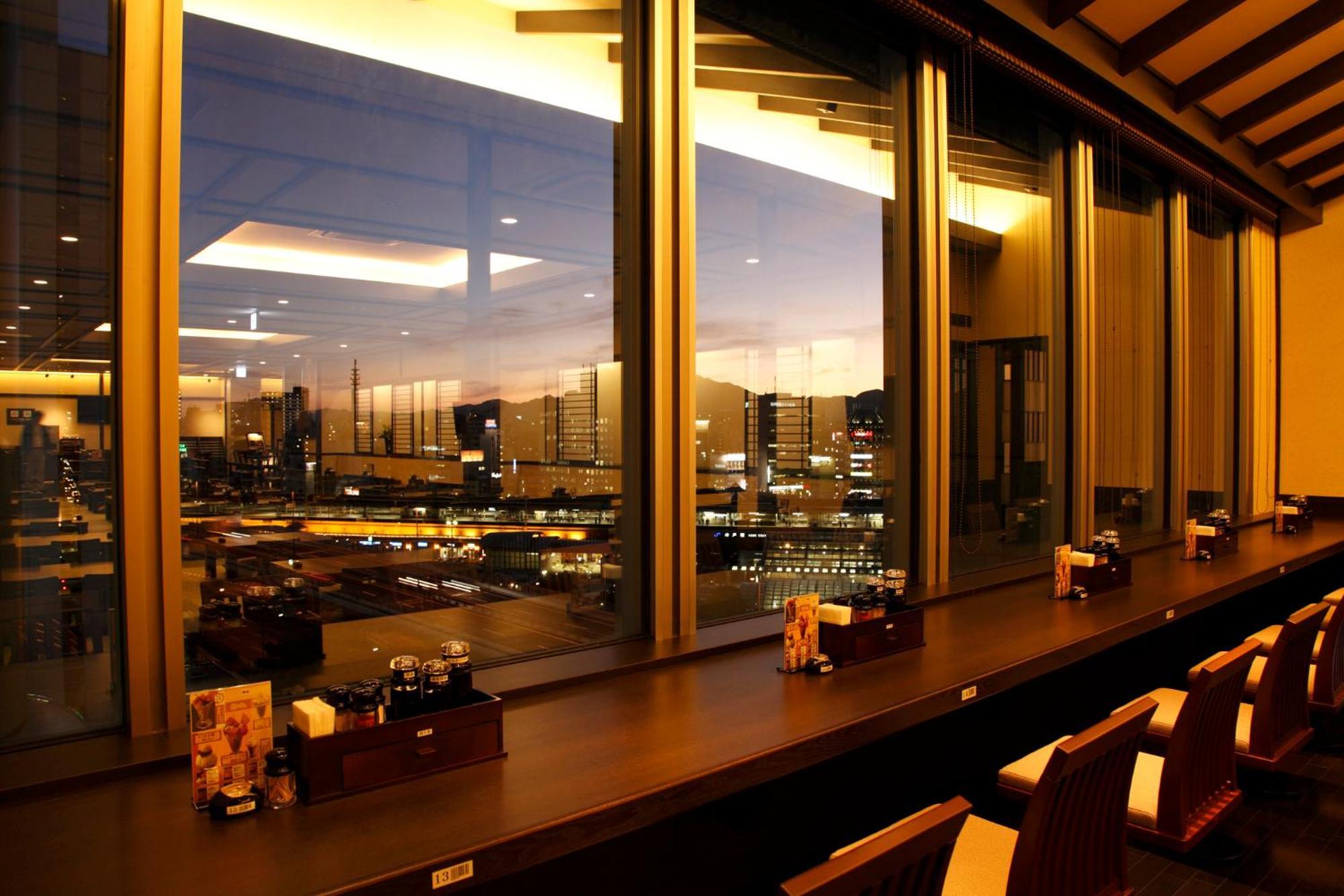 Kobe Harbor Land Onsen Manyo-Club Hotel Exterior photo