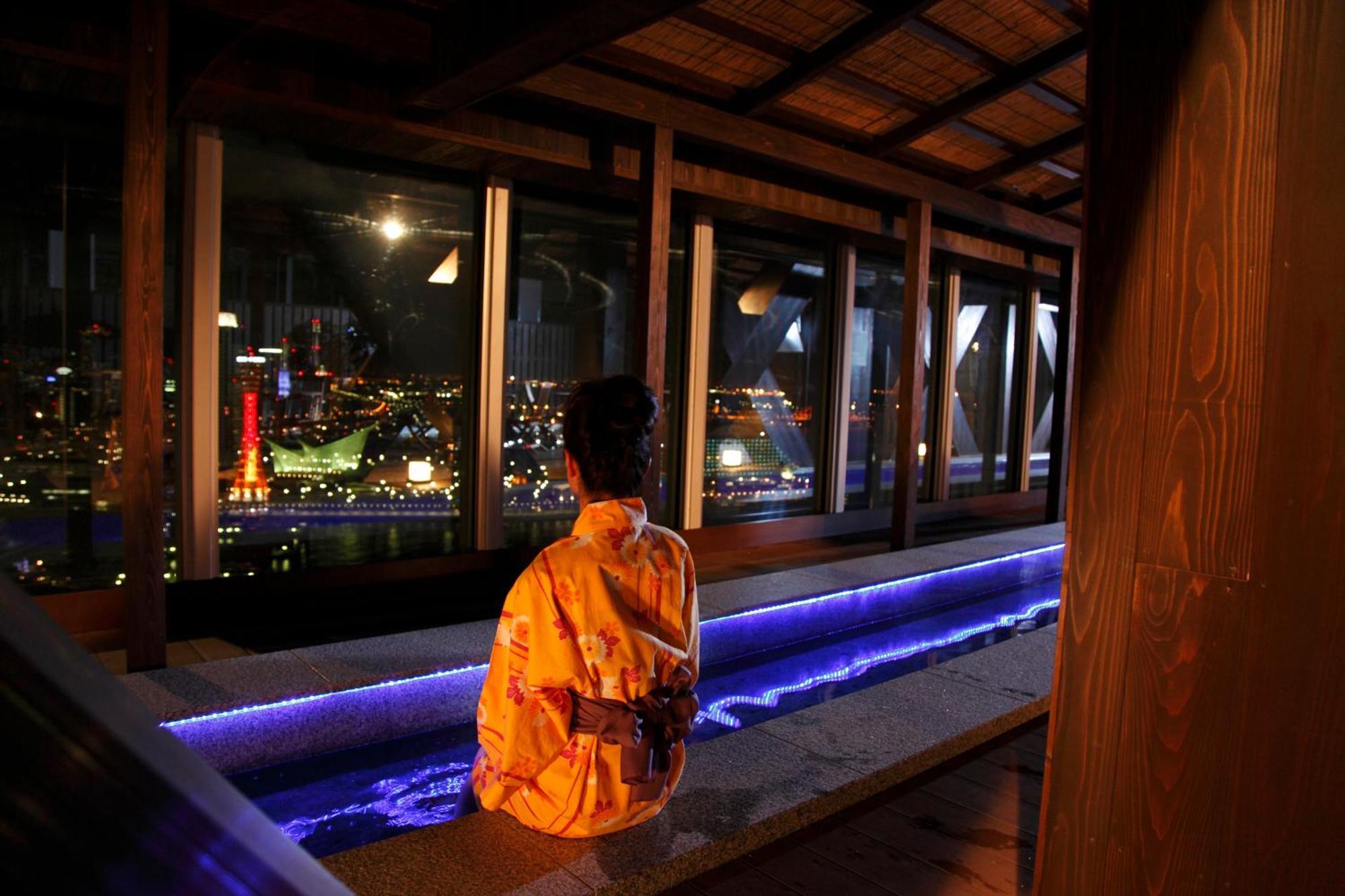 Kobe Harbor Land Onsen Manyo-Club Hotel Exterior photo